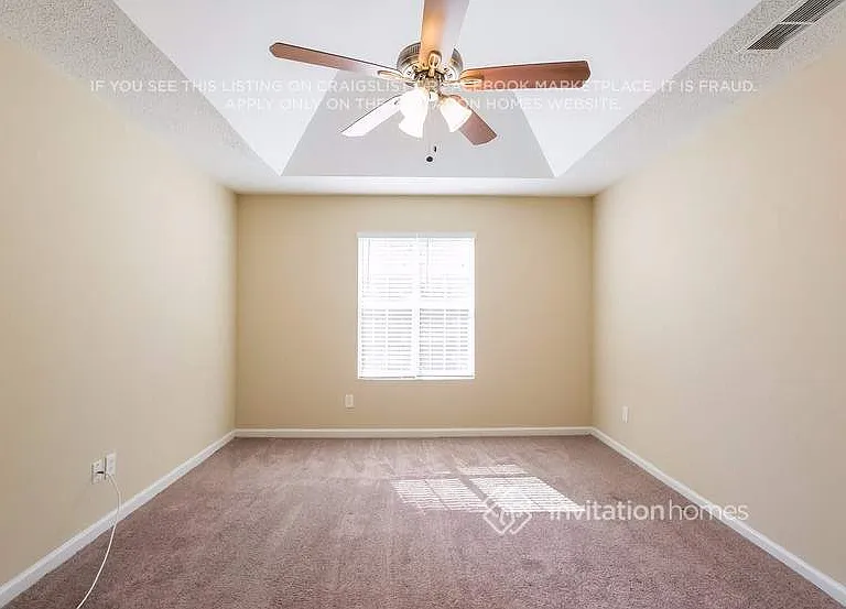 1830 Killarney Dr SW — Photo 3