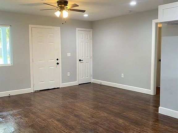 3rd image of 5502 Heron Dr