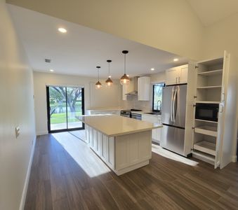 2177 Montpeliar, Fort Lauderdale, FL, 33326