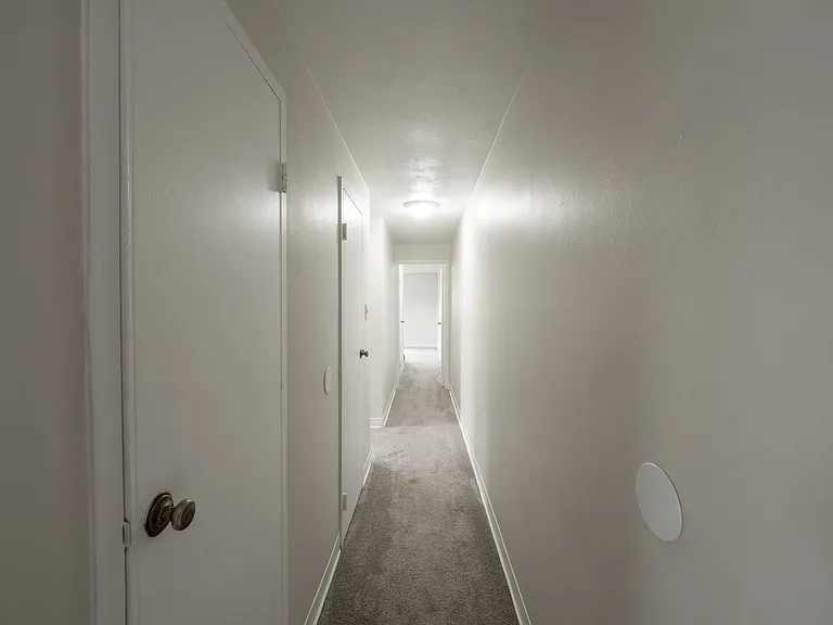810 Perry Hwy — Photo 7