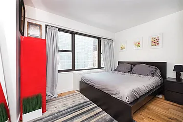 Rented by Manhattan Apartment Organization