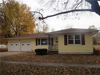 2nd image of 611 E 4th Ave