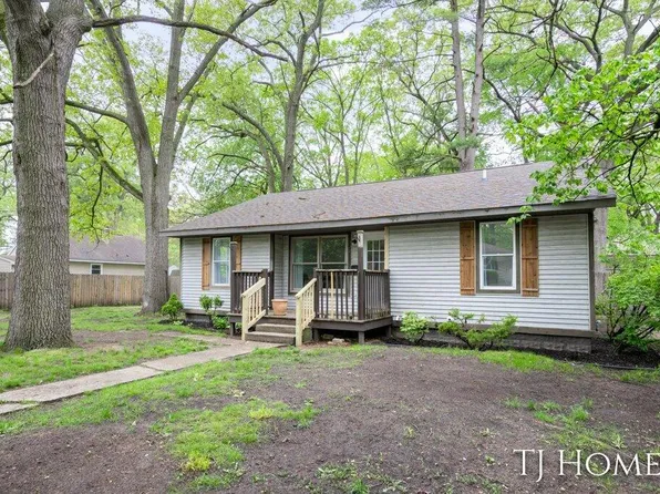 3371 9th St, Muskegon Heights, MI 49444
