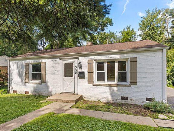 2nd image of 1335 College Ave