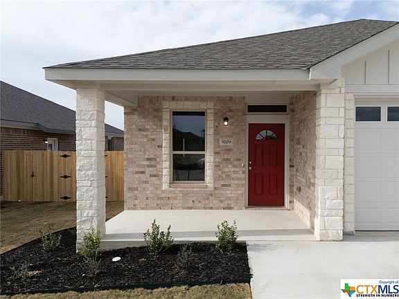 2nd image of 5109 Rose Garden Loop