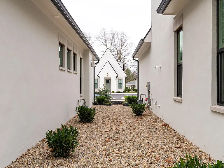 1713 Double Oak Trl — Photo 30