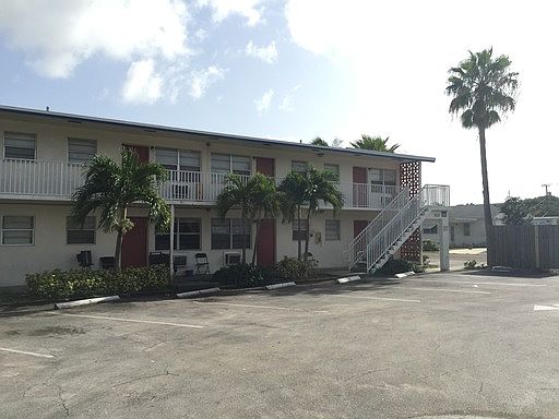 1st image of 925 S K St APT 12