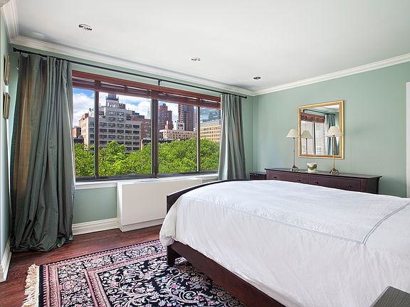3rd image of 359 E 68th St APT 6B