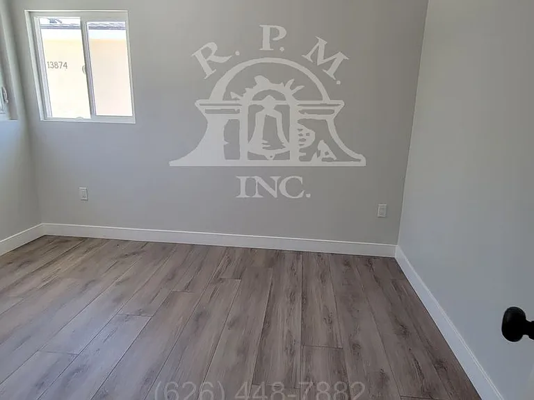 13872-13874 Saranac Dr — Photo 7
