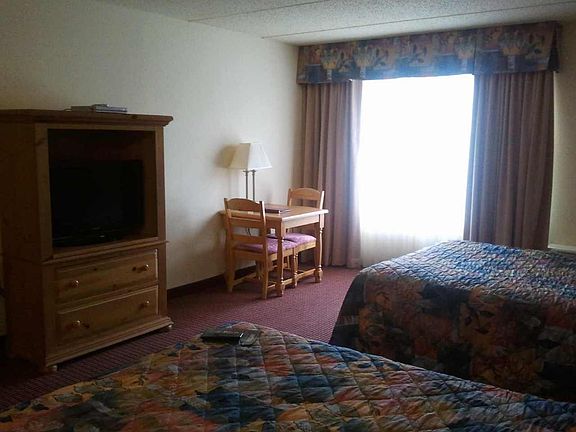 3rd image of 300 Wrigley Dr #217