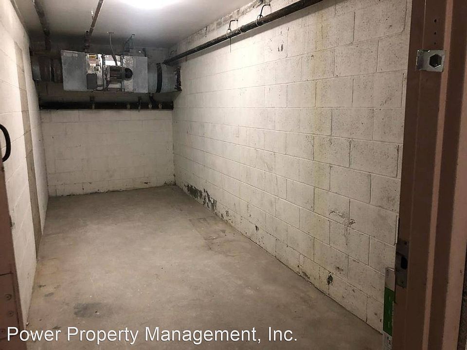 1st image of 1753 9th St #1753