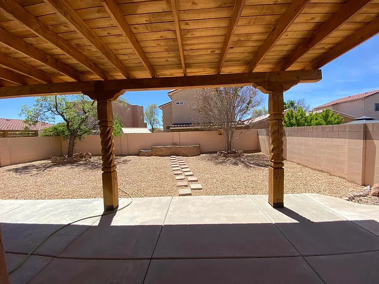 1412 Stone Canyon Rd NE — Photo 44