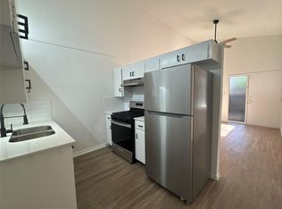 1312 Marshall St #B, Taylor, TX 76574