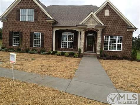 1st image of 3122 Palomar Dr