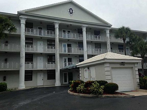 2nd image of 1701 Whitehall Dr APT 102