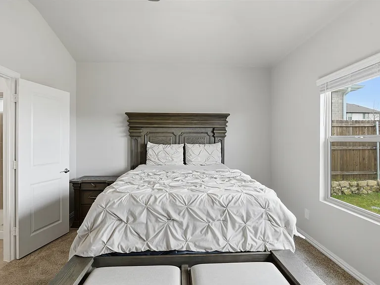 2275 Cliff Springs Dr — Photo 13