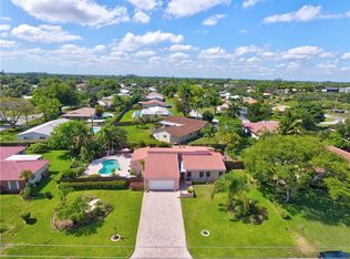 8402 NW 38th St, Coral Springs, FL 33065