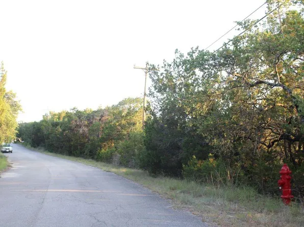 8008 Chestnut Cv, Lago Vista, TX 78645