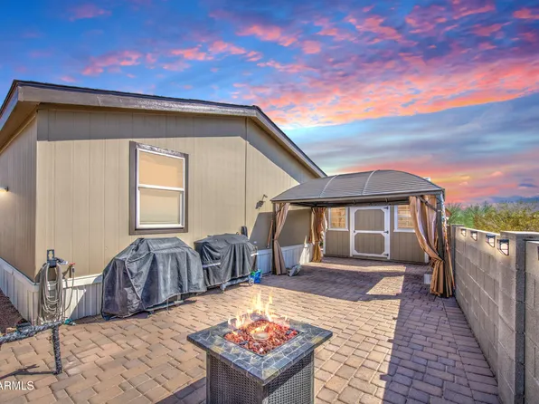 2200 N DELAWARE Drive #12, Apache Junction, AZ 85120