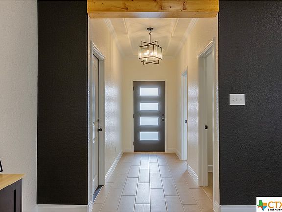 4th image of 2089 Mercer St