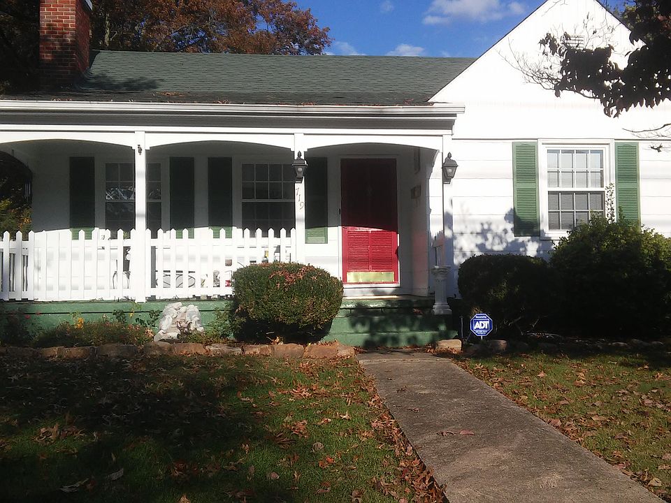1st image of 1065 Piedmont Ave