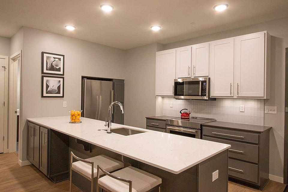 1st image of 1300 Melrose Ave APT 312