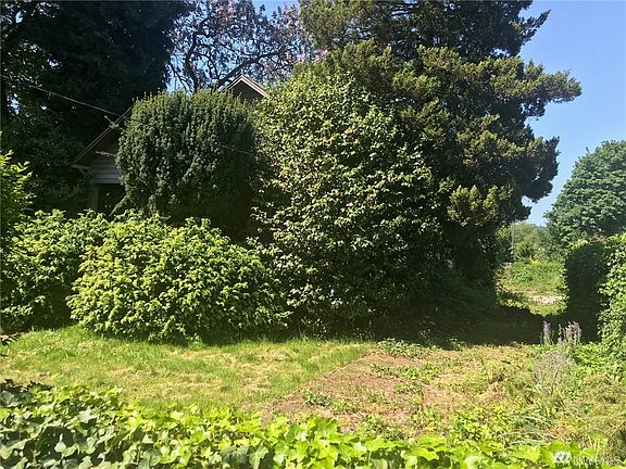 2nd image of 11717 40th Ave S