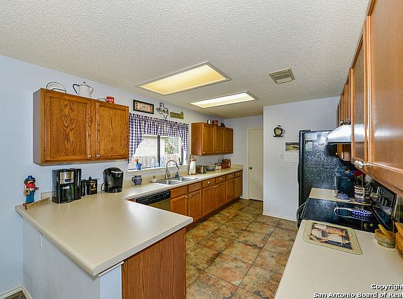 5th image of 2030 Larco Way