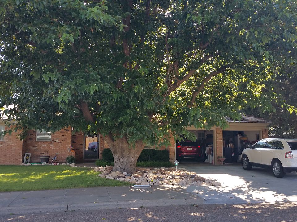 1st image of 1710 Oak Ave