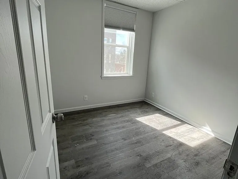 Apartments in the HEart of downtown Bozeman! — Photo 10