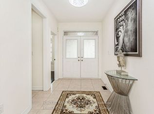 11 Cloverhaven Rd, Brampton, ON L6P4E4