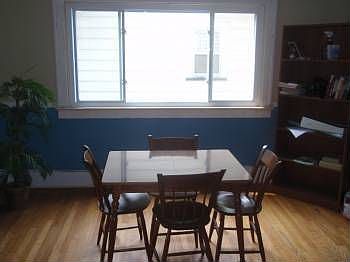 3rd image of 420 Storrs St SE