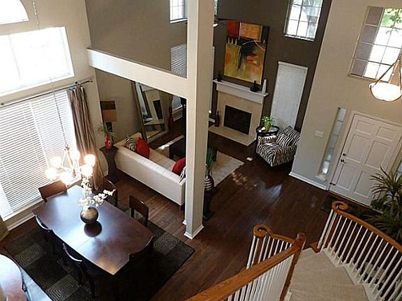 5th image of 809 High Meadow Ct