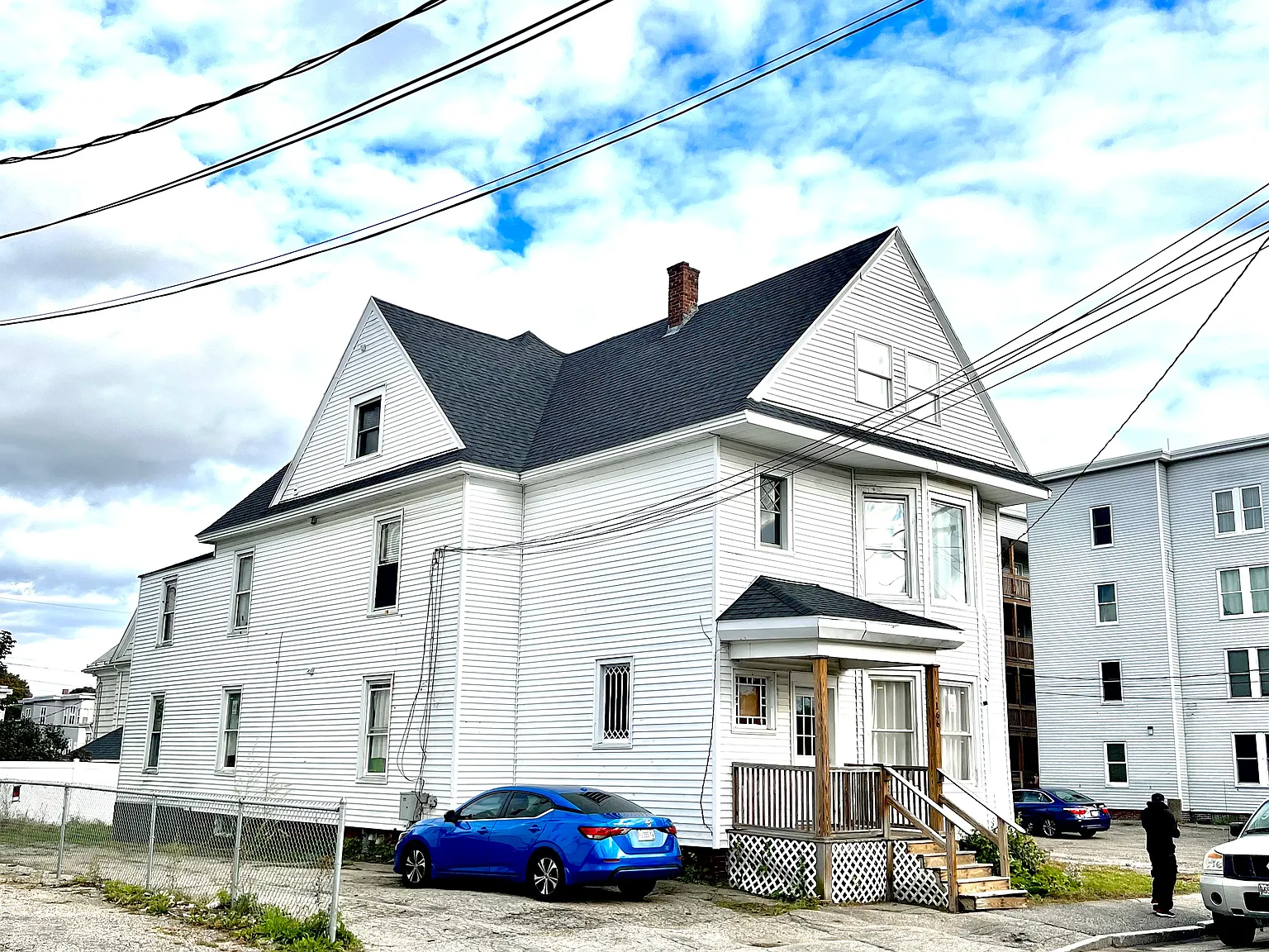 3 bed, 1100 sqft, $1,800 — Photo 1