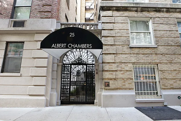 Rented by Cooper & Cooper Real Estate | media 12