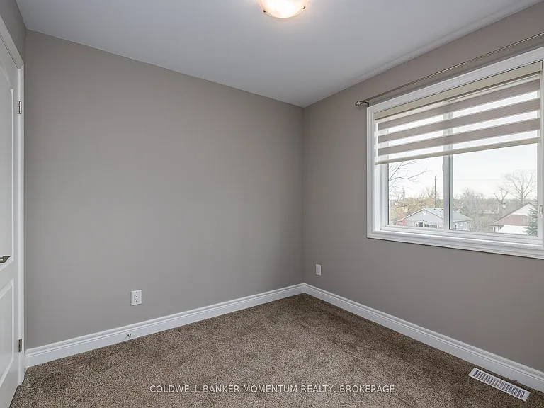 18 Corbin St #4 — Photo 21