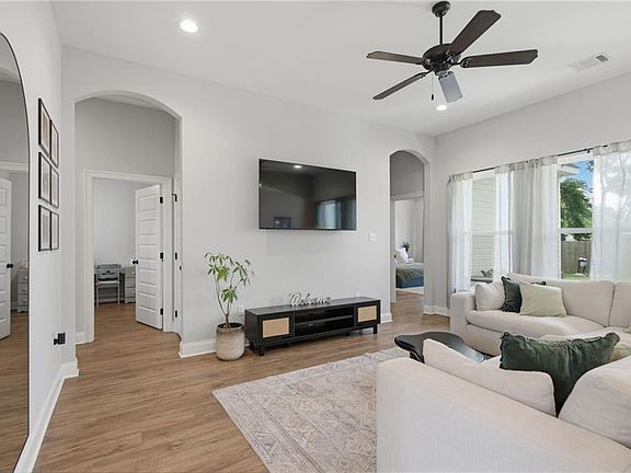 4th image of 1534 Alice Ave