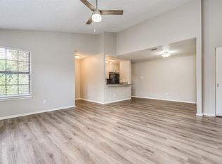 1428 Lakecrest Dr #1428, Grand Prairie, TX 75051