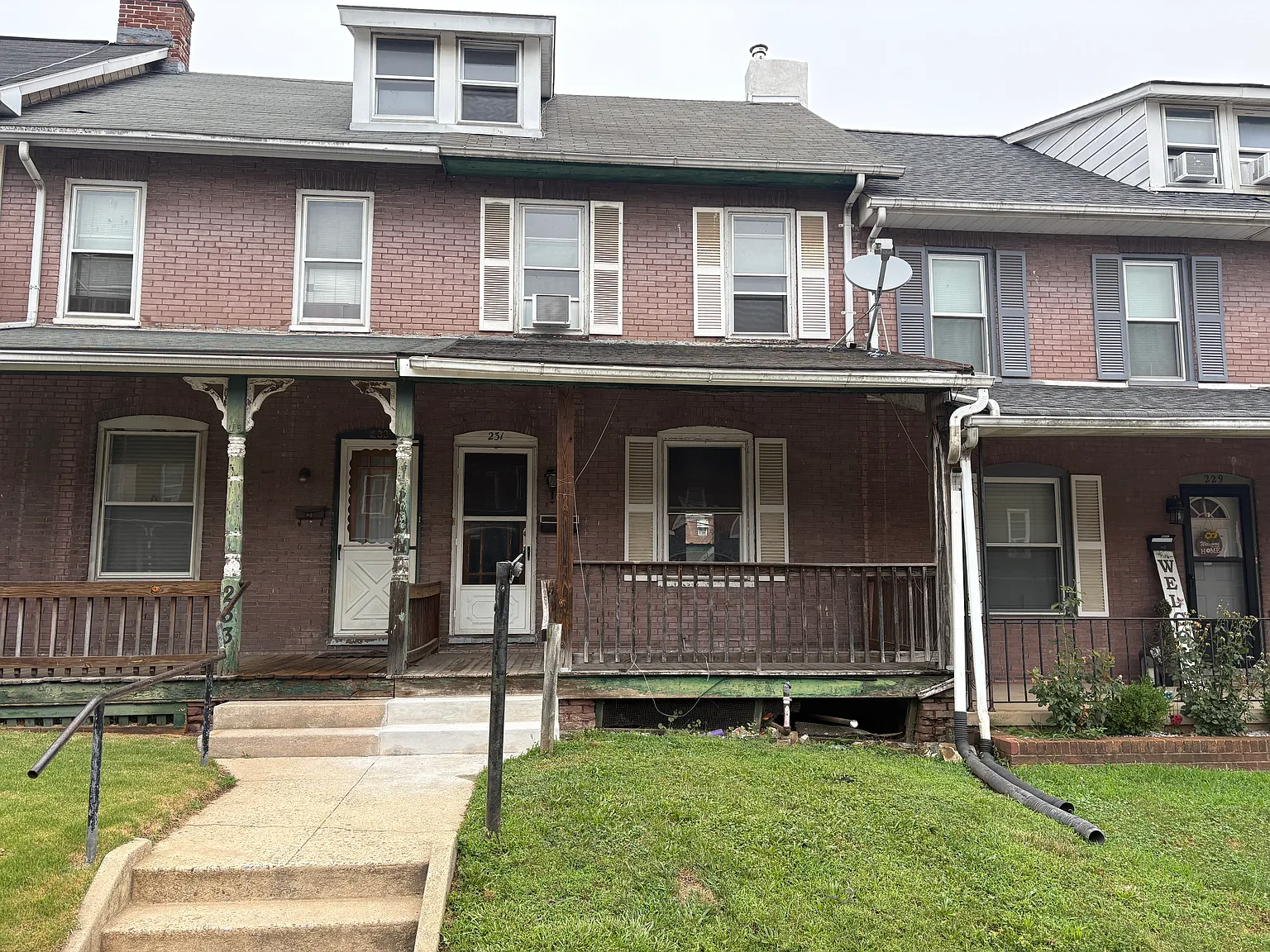 231 Charles St — Photo 1