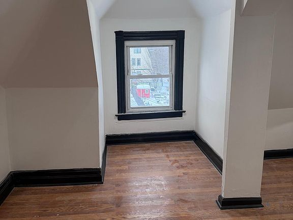 2nd image of 912 S 18th St #1