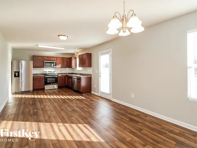 151 Bedrock Ct — Photo 4