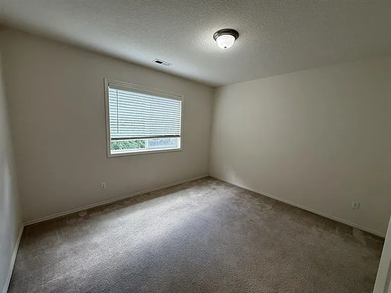 12556 NW Brimpton Ct — Photo 14