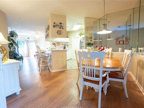 3rd image of 19 Lemoyne Ave APT 45