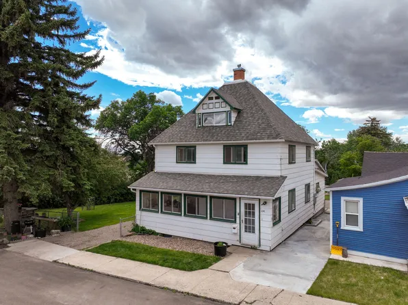 114 22nd St N, Black Eagle, MT 59414