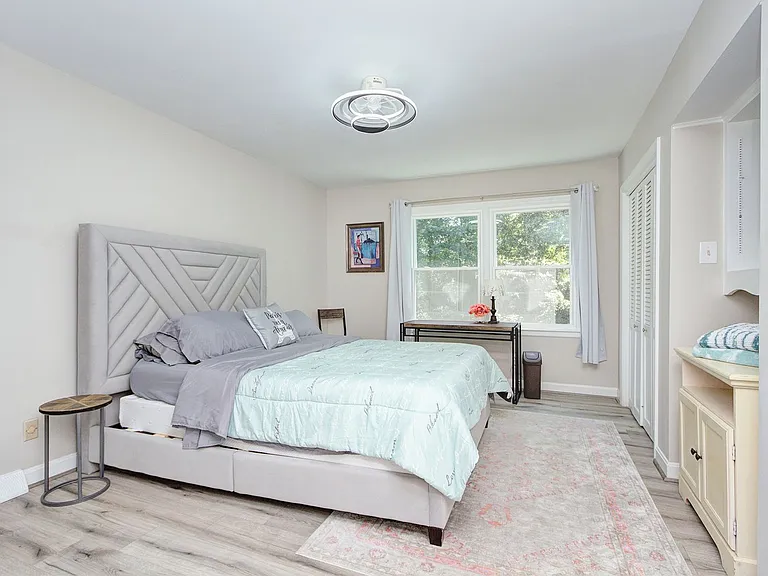 629 Grandin Rd — Photo 15