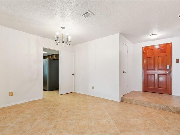 4053 N Woodbine St, Harvey, LA 70058