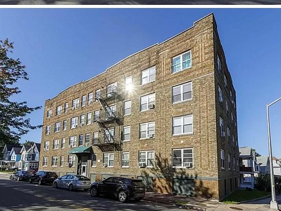 2nd image of 133 N Maple Ave APT 101