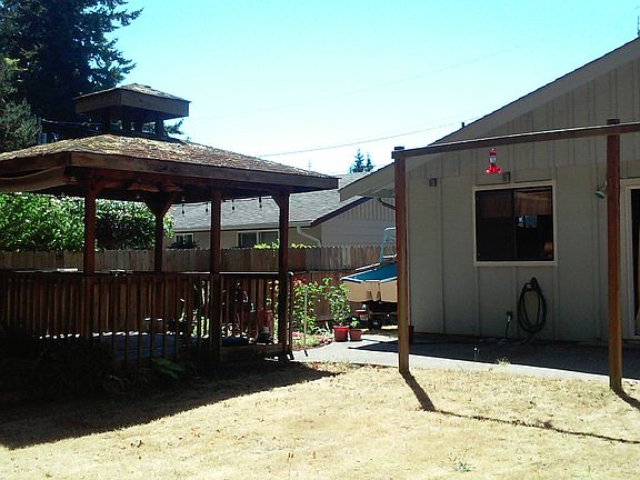 4th image of 9303 58th Dr NE