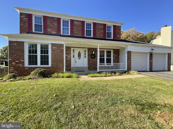 1336 Stokley Way, Vienna, VA 22182