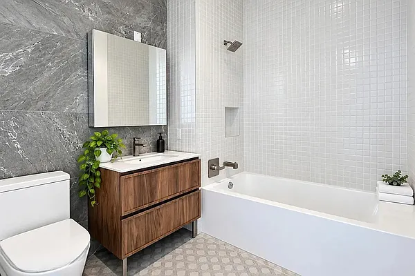 Bathroom, photo 2